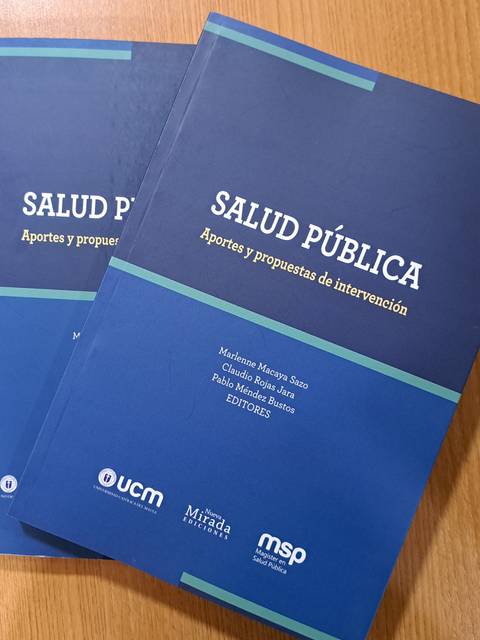 Dos libros sobre salud pública con títulos en la portada.