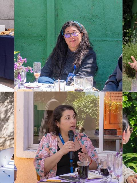 Reunión de mujeres profesionales en un ambiente al aire libre.