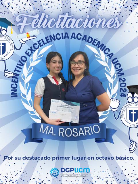 Una estudiante y una maestra celebran un reconocimiento académico con un certificado en mano.