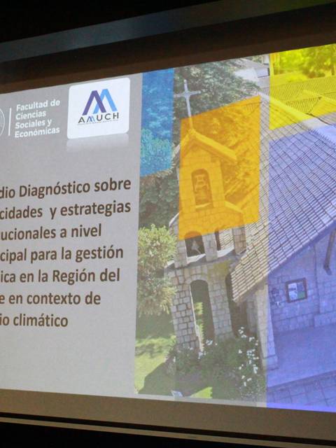 Presentación sobre estrategias de turismo en la Región del Maule en relación al cambio climático.