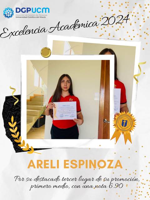 Areli Espinoza muestra su diploma de excelencia académica por su destacado rendimiento en la promoción.