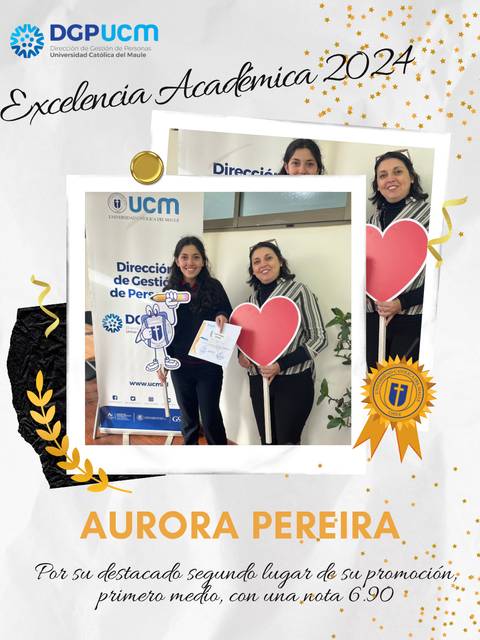 Aurora Pereira celebra su logro académico con alegría en la universidad.