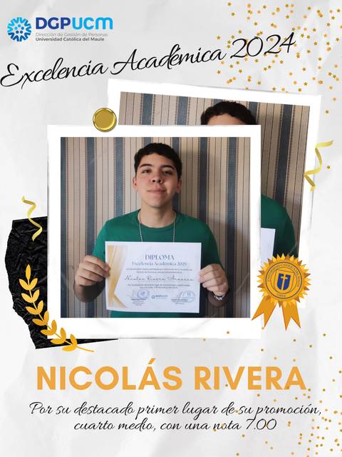 Nicolás Rivera muestra con orgullo su diploma por excelencias académicas.