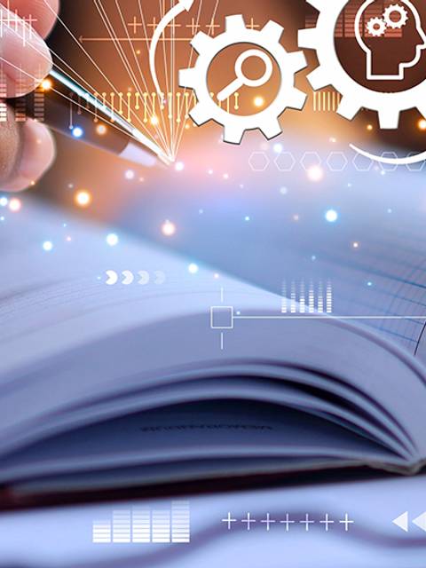 Una persona escribe en un cuaderno mientras se visualizan gráficos y símbolos digitales alrededor.