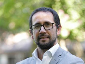 Eduardo_Mendez_Gonzalez-rblzx7smifcikp244r9k70i4mt6gx7k0xuimfmrpk8.png