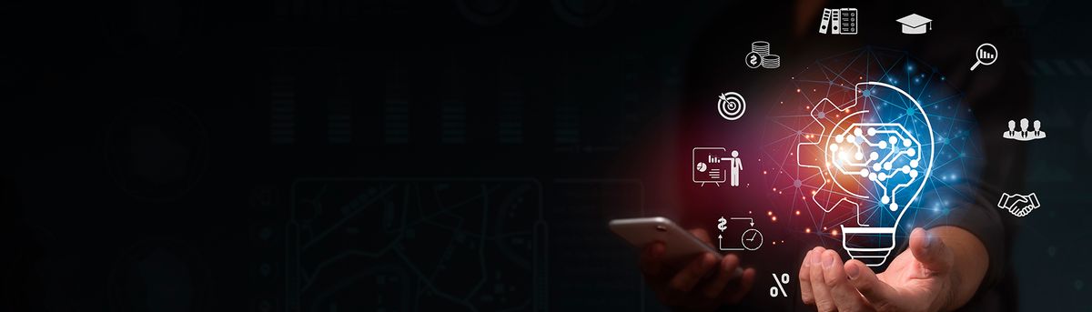 Una persona sostiene un teléfono mientras presenta un gráfico de ideas y tecnología que representa la inteligencia artificial.