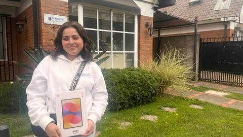 CAMILA HERNANDEZ (1).jpeg