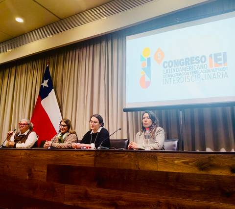 En el congreso latinoamericano de educación superior, varias ponentes discuten temas relevantes para la educación en Chile.