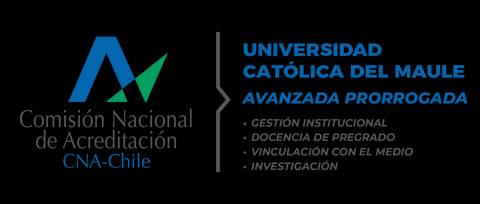 Logo de la Universidad Católica del Maule con su acreditación avanzada prorrogada.