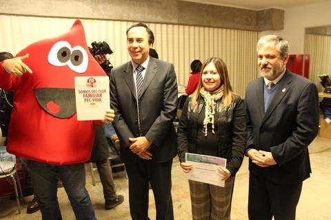 130-estudiantes-de-la-ucm-se-animaron-a-donar-sangre.jpeg