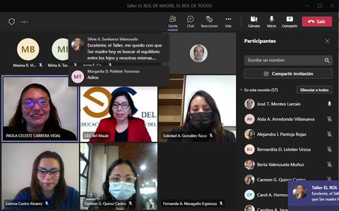 Reunión virtual de un taller sobre el rol de la madre, con varias participantes en la pantalla.