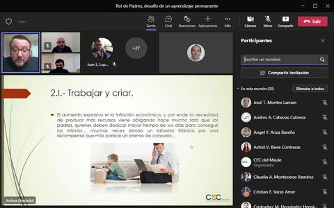 Una reunión virtual sobre el rol de los padres en el aprendizaje permanente.