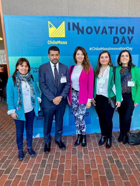 direccion-de-innovacion-ucm-esta-participando-en-el-chilemass-innovation-day-en-boston.jpeg