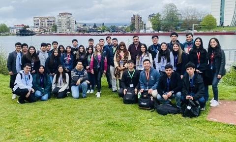 estudiantes-y-academicos-de-ingenieria-en-estadistica-participaron-en-encuentro-nacional-en-valdivia.jpeg