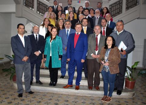 grupo-de-23-participantes-finalizaron-con-exito-la-induccion-para-directores-noveles-del-maule.jpeg