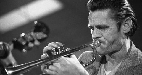 la-vida-de-cantante-chet-baker-en-ext-ucm.jpeg