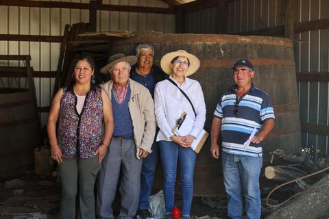 patrimonio-vitivinicola-de-cauquenes-iglesia-san-alfonso-antiguos-y-nuevos-viticultores-del-secano.jpeg