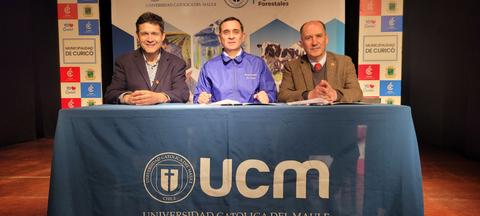 ucm-y-municipalidad-de-curico-firman-convenio-marco-de-cooperacion-institucional.jpeg