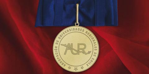 Medalla de reconocimiento de las universidades regionales de Chile.