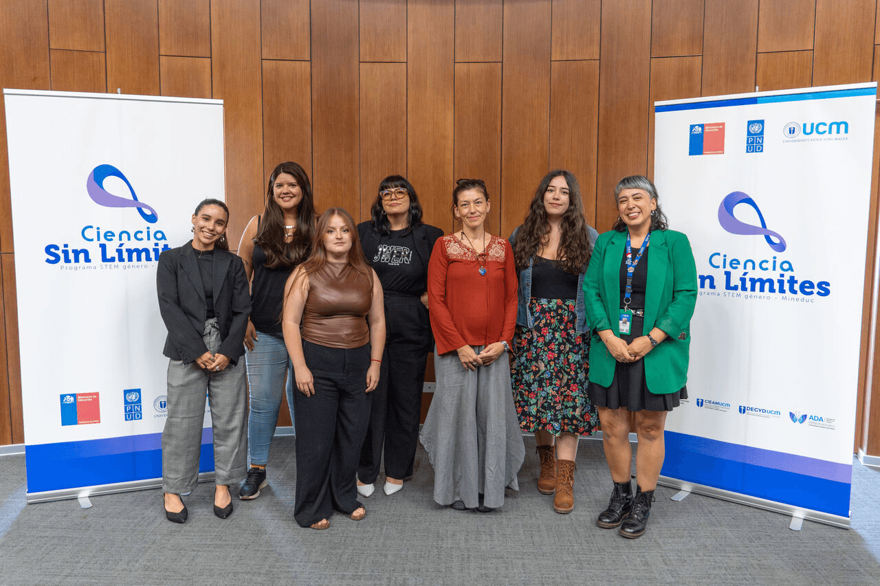 Lanzamiento Ciencia sin límites-UCM-6.jpeg