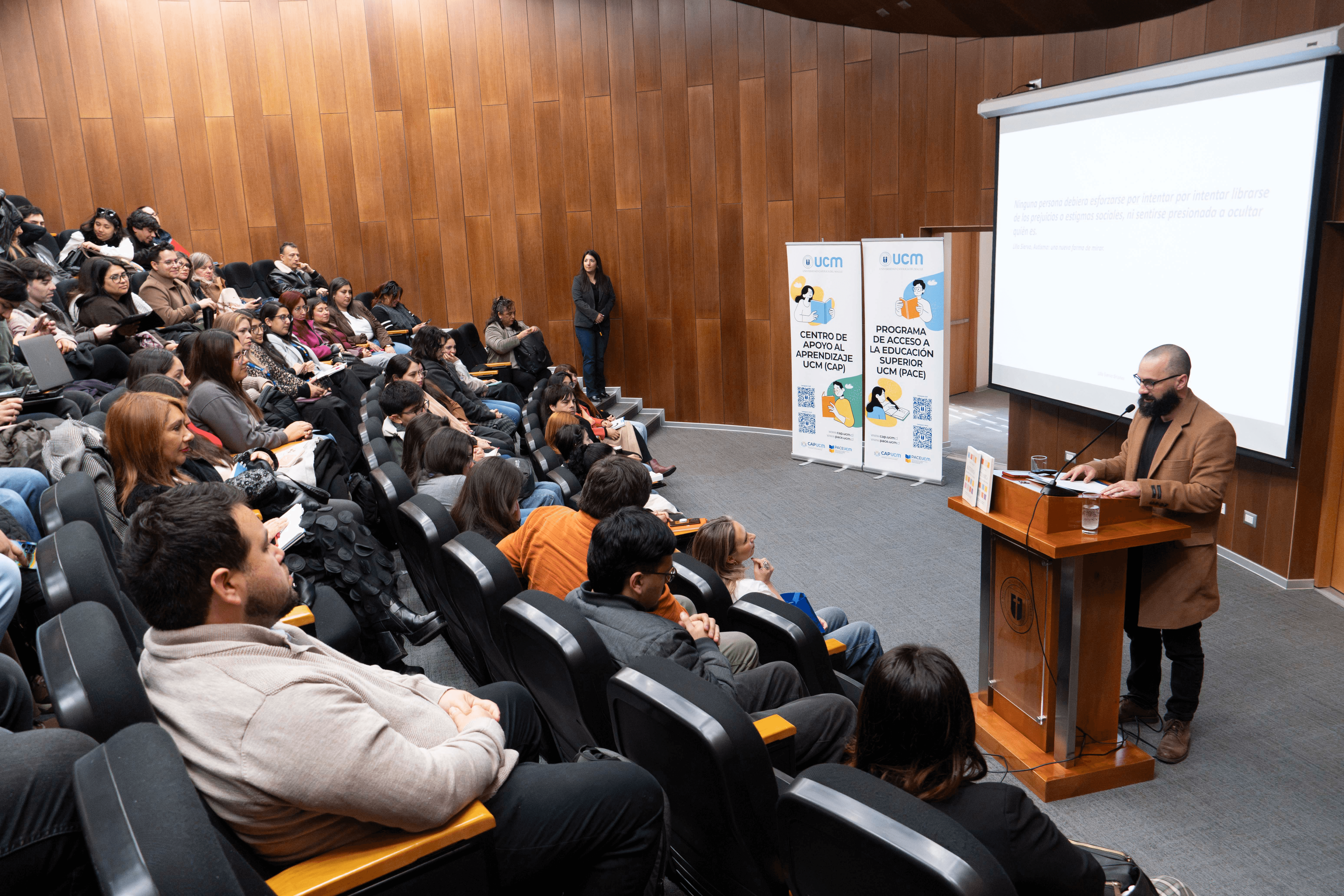 Charla sobre autismo